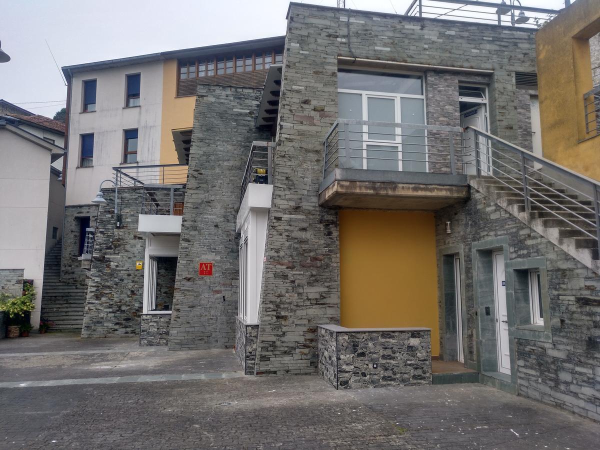 Apartamentos Turisticos Vistademar Luarca Exterior foto